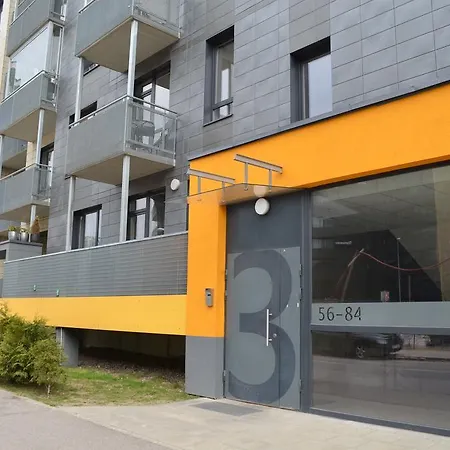 Ozas With Parking